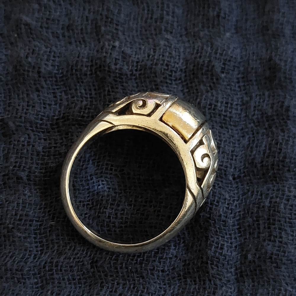 Brighton Gold and Silver Ornate Ring, Size 8. - Picture 4 of 5